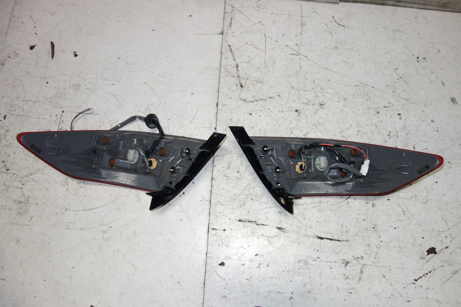 JDM Infiniti M37 M56 Nissan FUGA KY51 2011-2014 Taillights Tail Lights Lamp Set