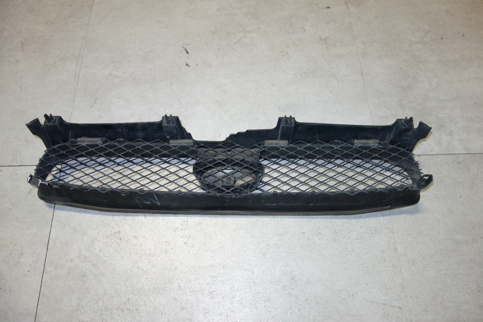 JDM Subaru Impreza WRX STi Outback Sport TS RS Front Grille 2004-2005 Grill V8