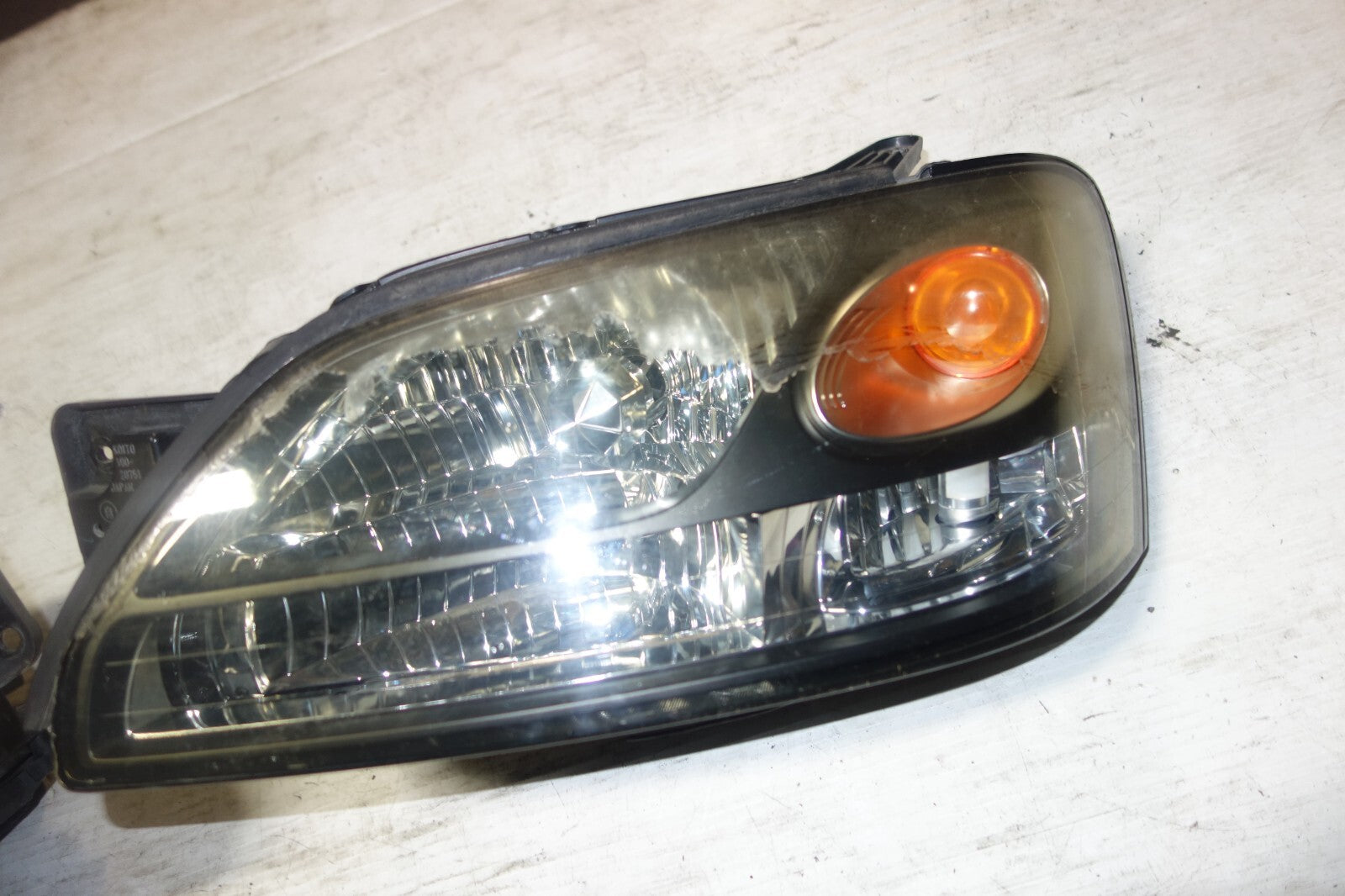 JDM 2000-2004 SUBARU LEGACY HEAD LIGHTS HEAD LAMPS BH5/BE5 2000-2004