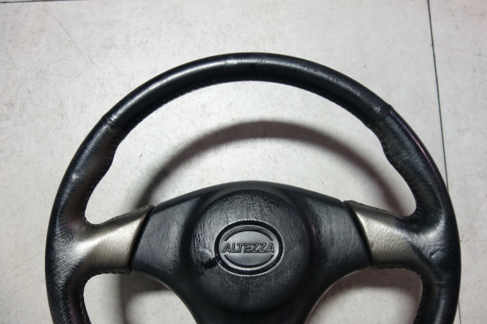 JDM Lexus IS300 Genuine Altezza Steering Wheel Rs200 Beams SXE10 2001-2005