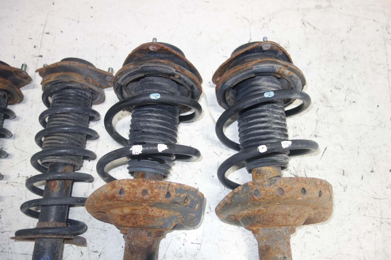 JDM Subaru Forester 2009 2010 2011 2012 2013 SH5 SH9 Japan Shocks Struts Springs