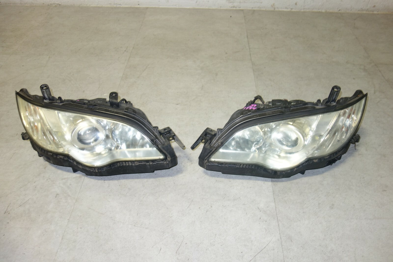 JDM Subaru Legacy HID Headlights 2008 2009 OEM Japan BP9 BP5 BPE Genuine