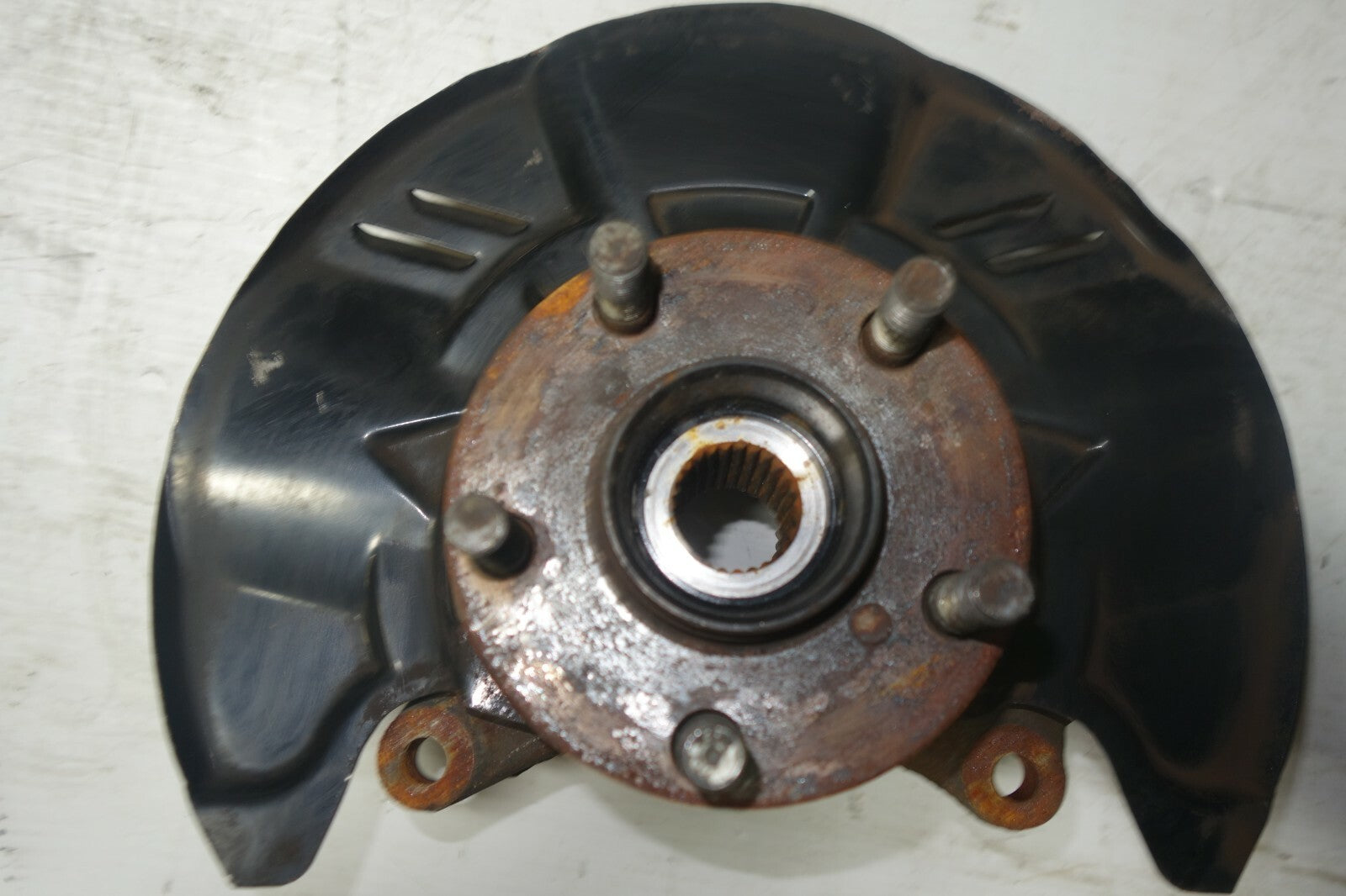 JDM 2005-2014 SUBARU OUTBACK OEM FRONT LEFT SPINDLE HUB KNUCKLE BEARING 5X100