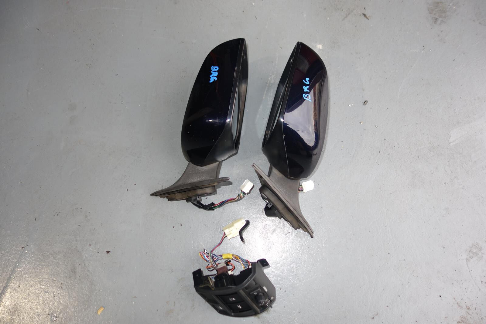 JDM 2010-2014 Subaru Legacy BR BM Power Folding Mirrors + Signal Lights OEM