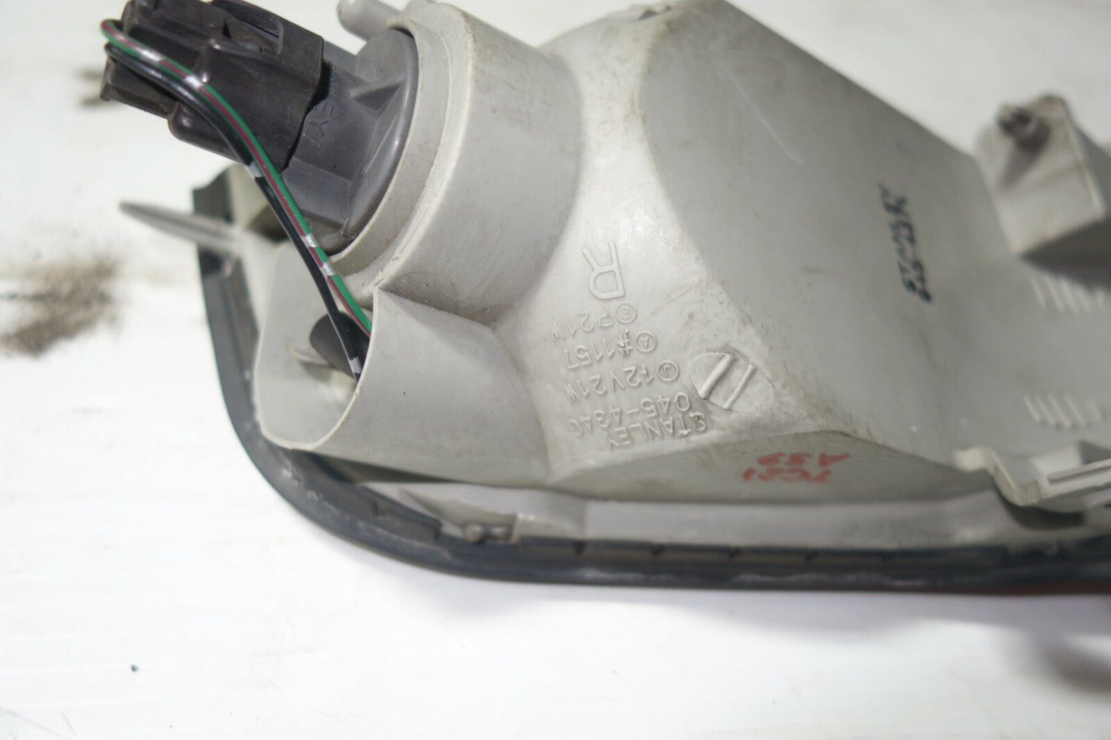 JDM 1996-1998 MITSUBISHI LANCER AVO 4 OEM FRONT RIGHT CORNER LIGHT SIGNAL LIGHTS