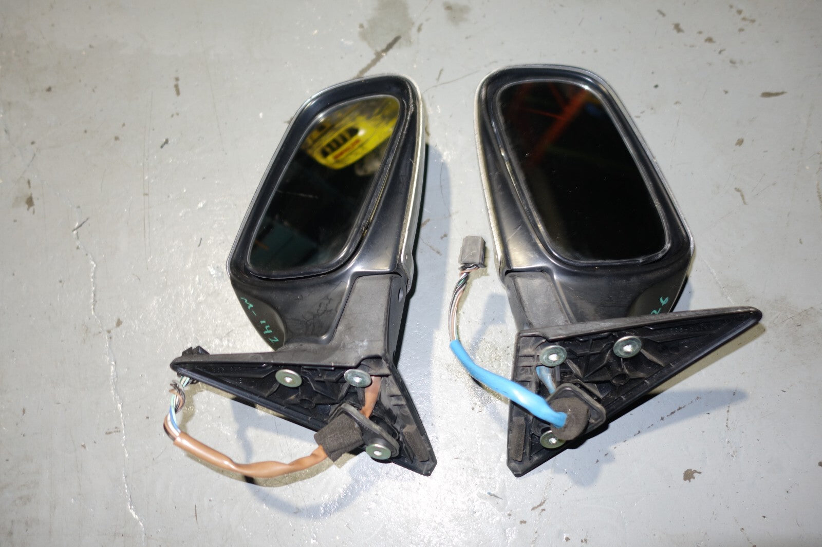 JDM SUBARU FORESTER SG5 OEM POWER FOLDING MIRRORS OPTIONAL COVER AUTO FLIP 03-05