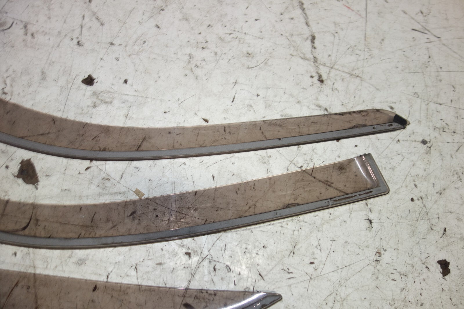 JDM Lexus is300 / Altezza SXE10 OEM Window Visors Rain Guards & Clips 2001-2005