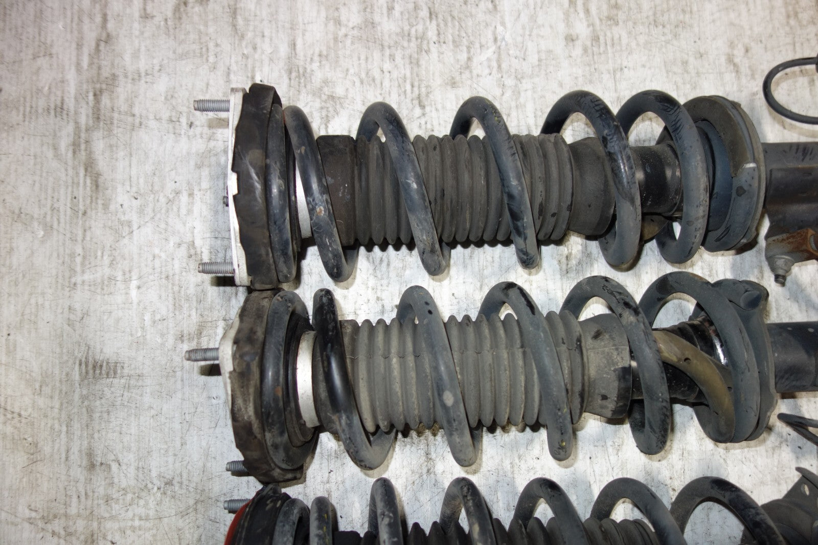 JDM GENUINE NISSAN FUGA KY51 OEM SHOCKS STRUTS FRONT & BACK SHOCKS STRUTS