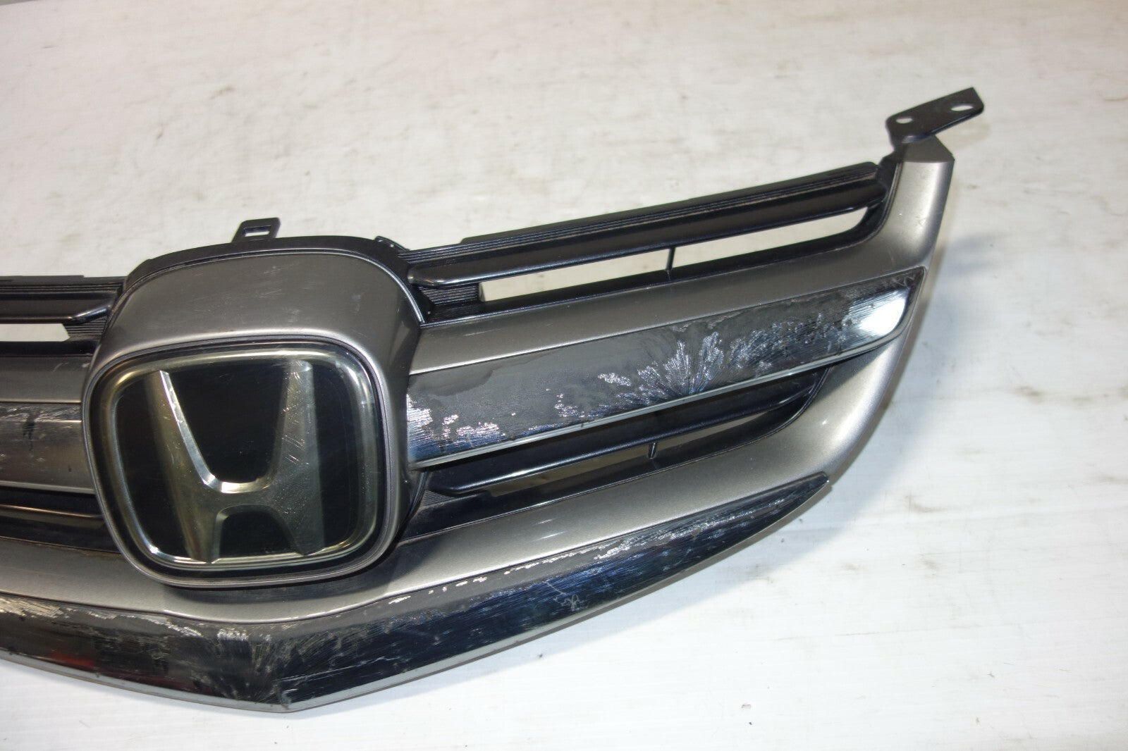 JDM 2005-2008 ACURA RL KB1 OEM FRONT GRILLE HONDA LEGEND KB1 GRILL