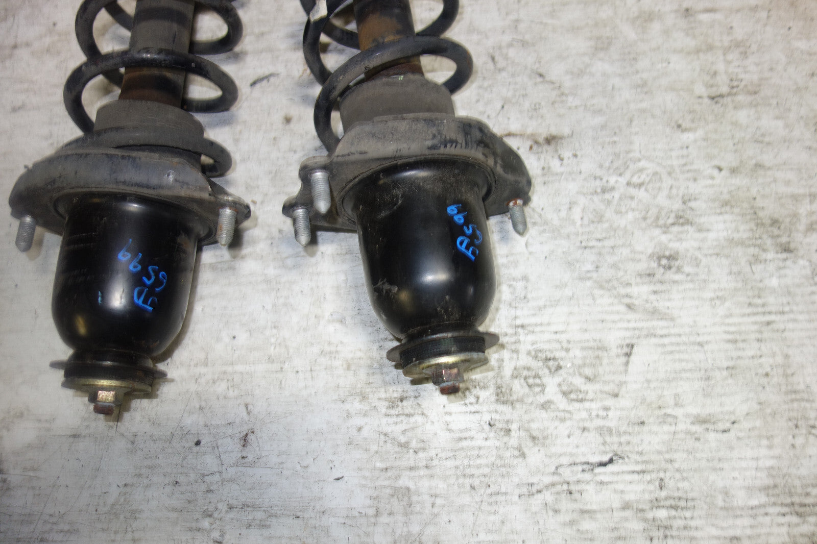 JDM Toyota Celica OEM  Rear Shocks Struts Springs Suspension 2000-2005 GT GT-S