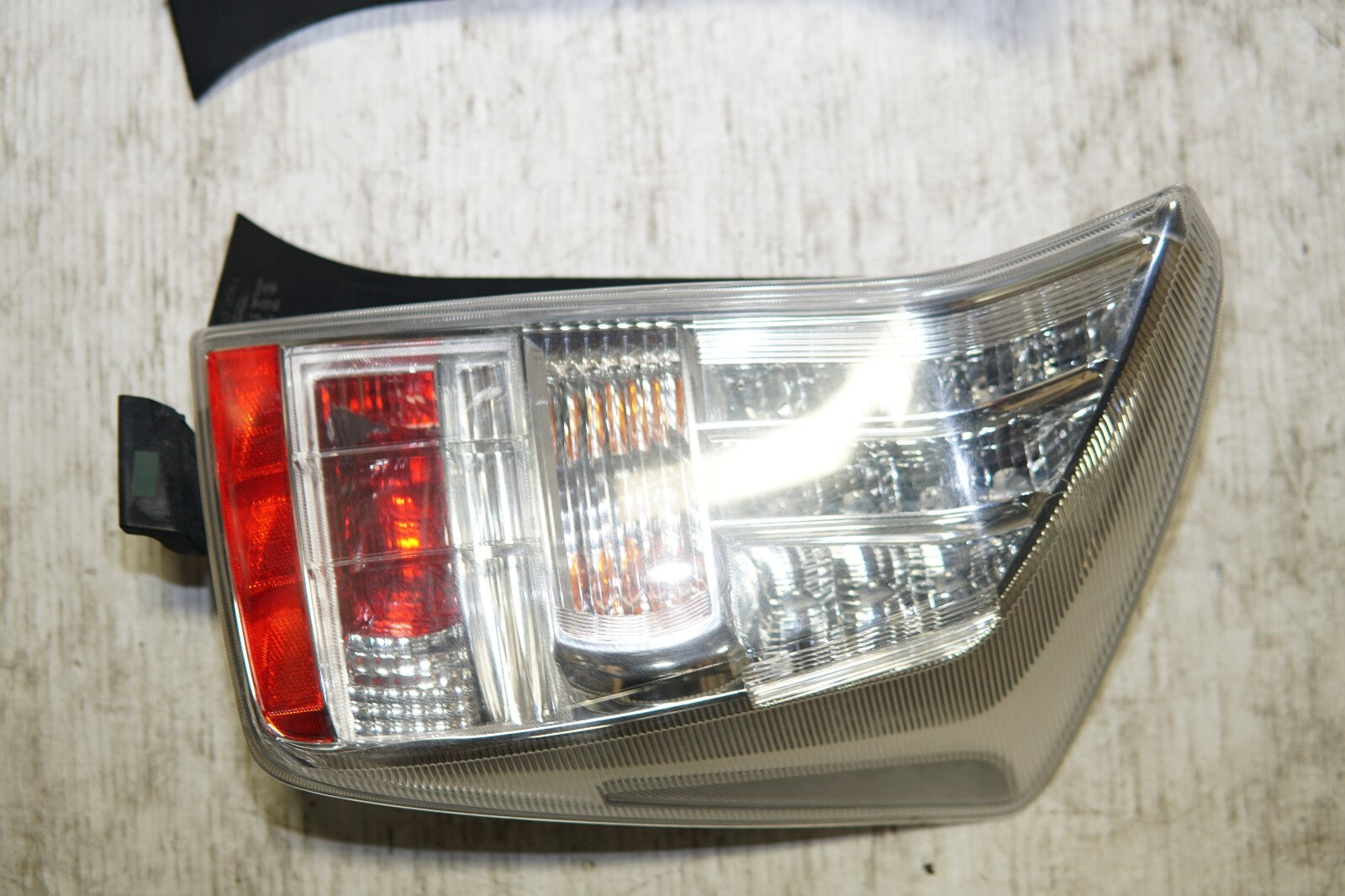 JDM Toyota Prius Tail Lights Tail Lamps ZVW30 Left & Right 2010-2015 MF-234