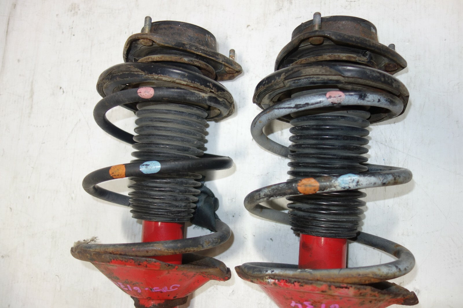 JDM Subaru WRX STi Front Shocks Left & Right 5x100 2002 2003 2004 2005 V8 V7