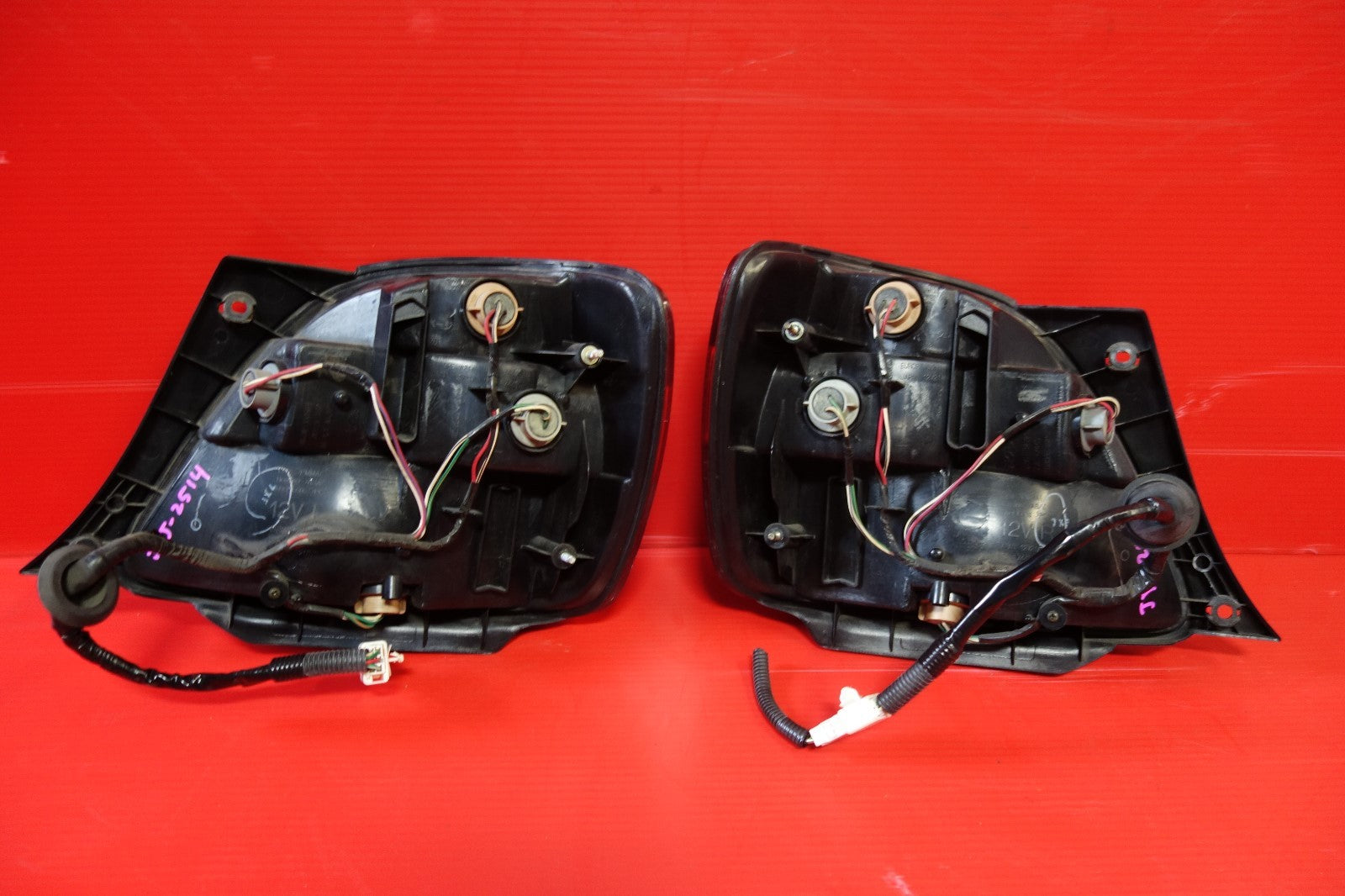 JDM Lexus GS300 GS400 GS430 OEM Tail Lights Lamps Pair LH RH 1998-2005