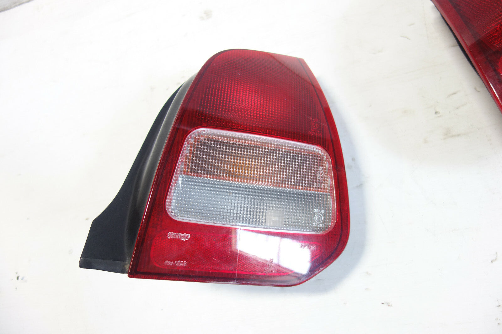JDM Mitsubishi Mirage Cyborg CJ4A OEM Rear Taillights Tail Lamps 1996-2000
