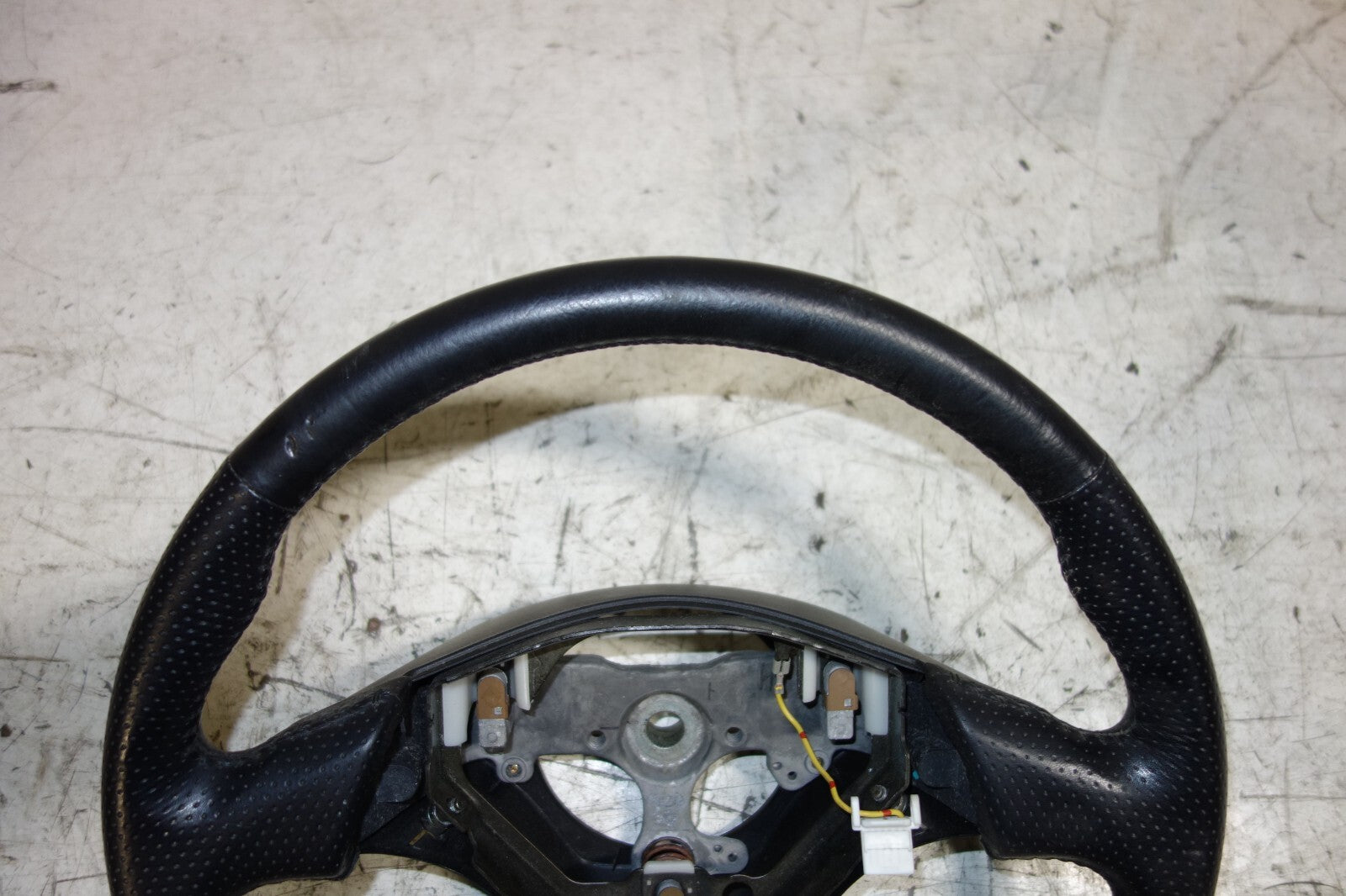 JDM 2000-2005 TOYOTA CELICA  STEERING WHEEL ZZT231 ZZT230
