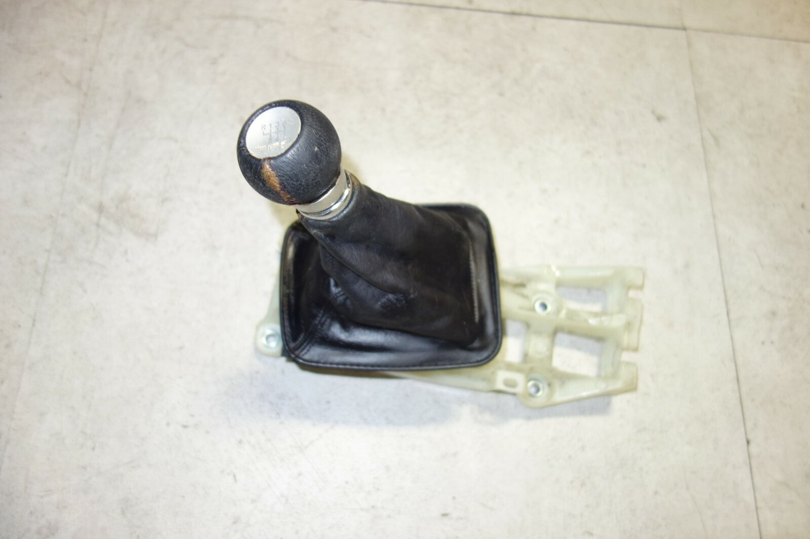 JDM Toyota Celica Shifter Box TRD Shift Knob Manual 2001-2005 2ZZ OEM Japan