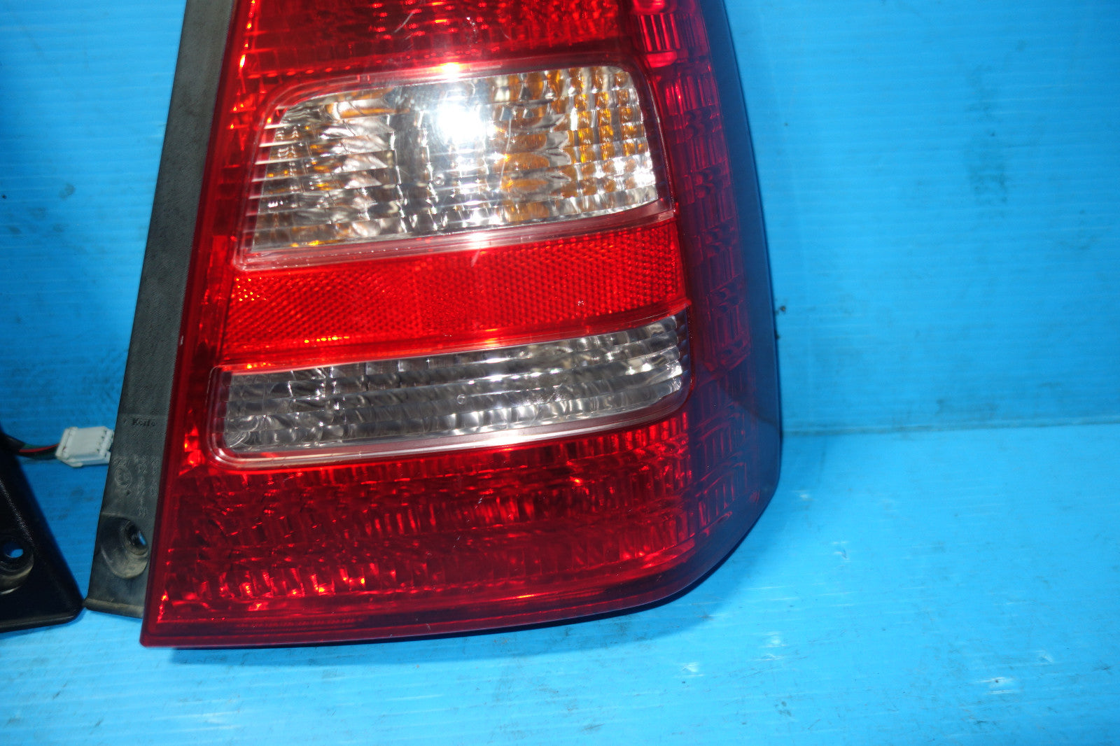 JDM SUBARU FORESTER REAR TAILLIGHT TAIL LAMP FACTORY OEM 2003 2004 2005 #5244