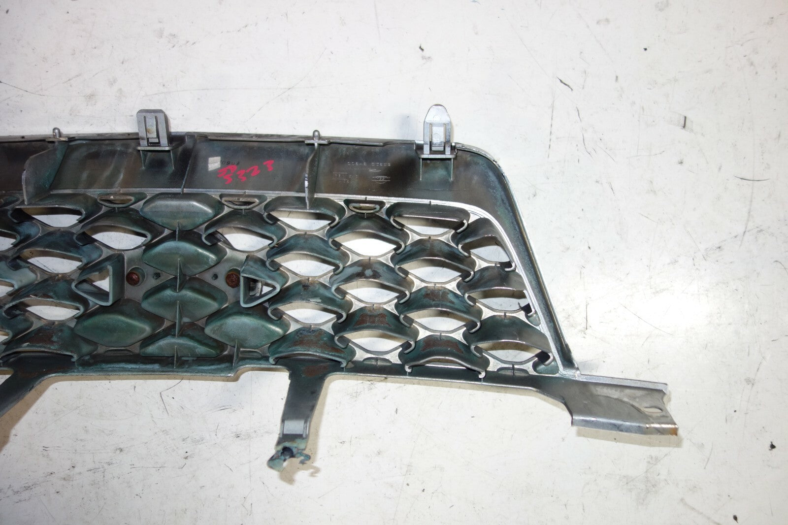 JDM Nissan X-Trail GT OEM Grille PNT30 Left & Right Japan 2000-2006