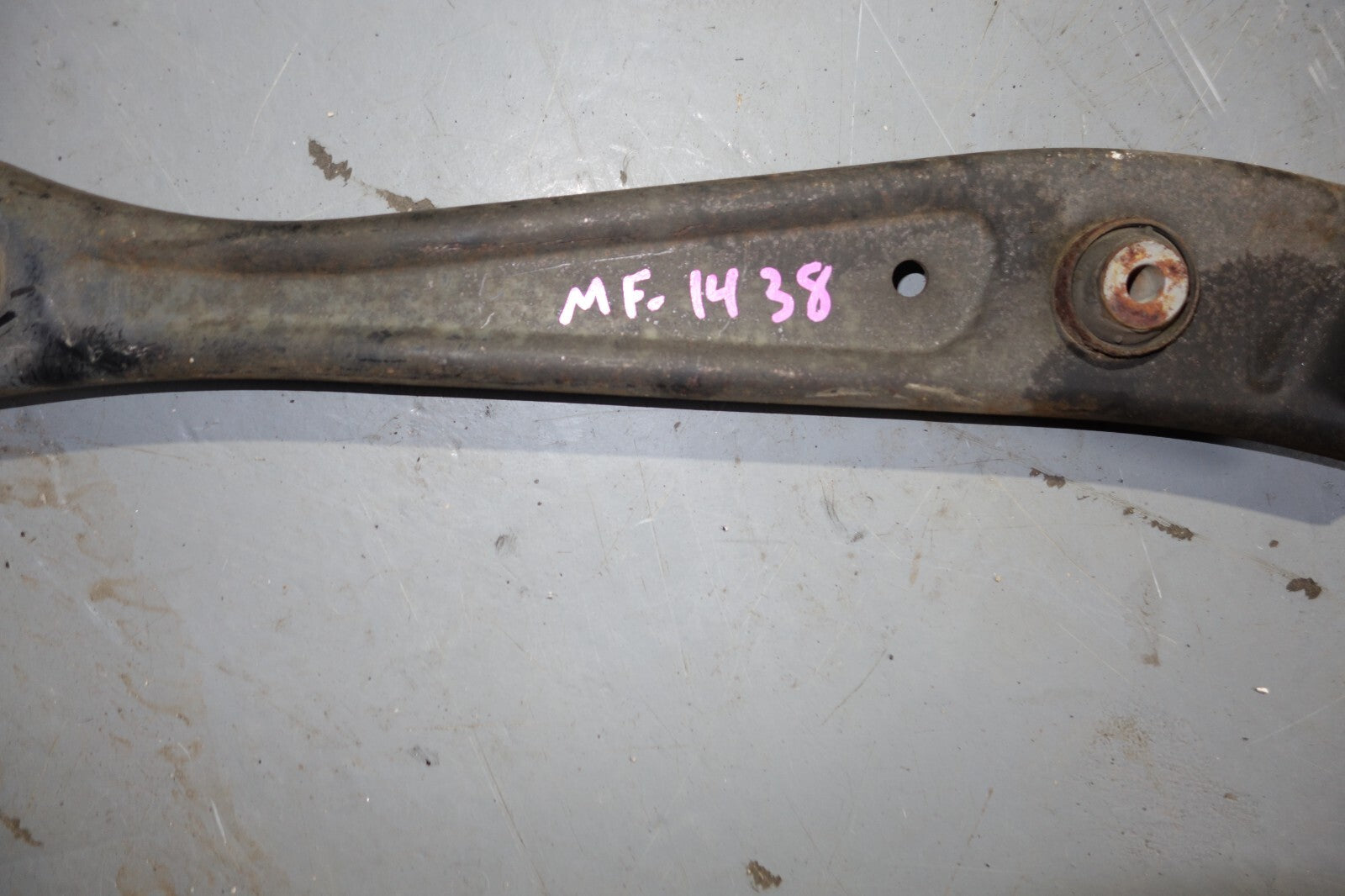 JDM 1996-2000 ACURA EL OEM GENUINE REAR LOWER CONTROL ARM PAIR
