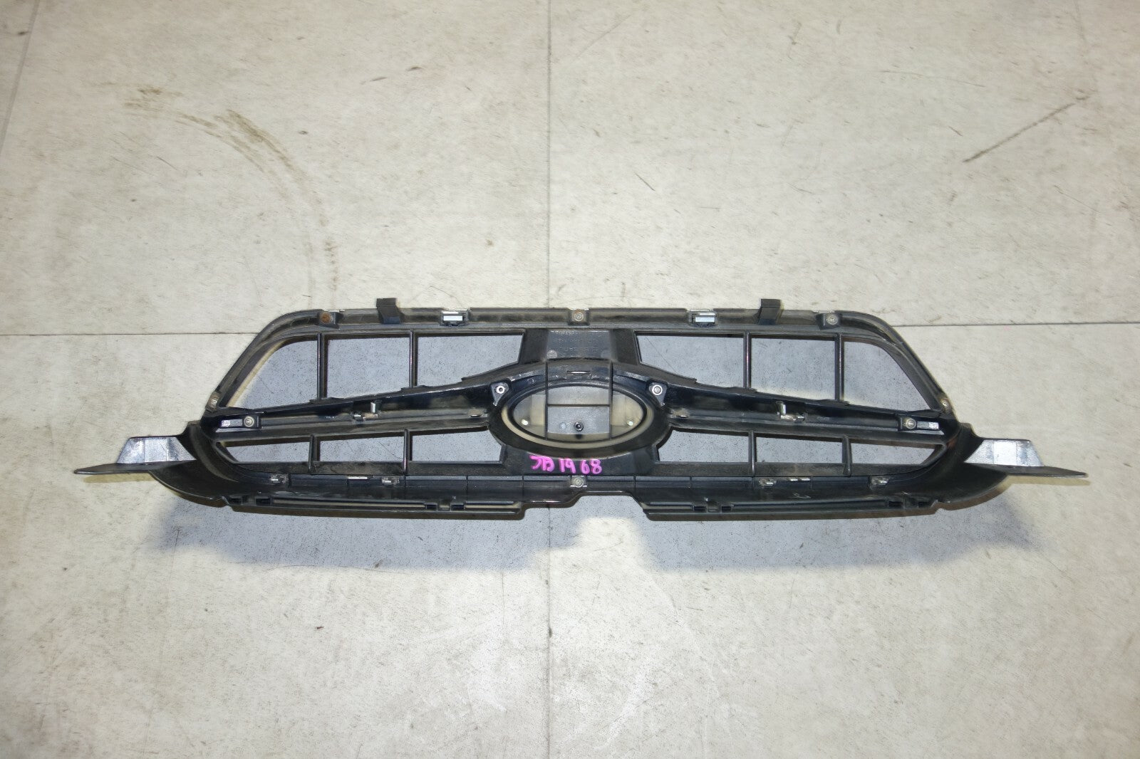 JDM 2008-2009 GENUINE SUBARU LEGACY  OEM GRILLE GRILL BPE FITS:SUBARU LEGACY
