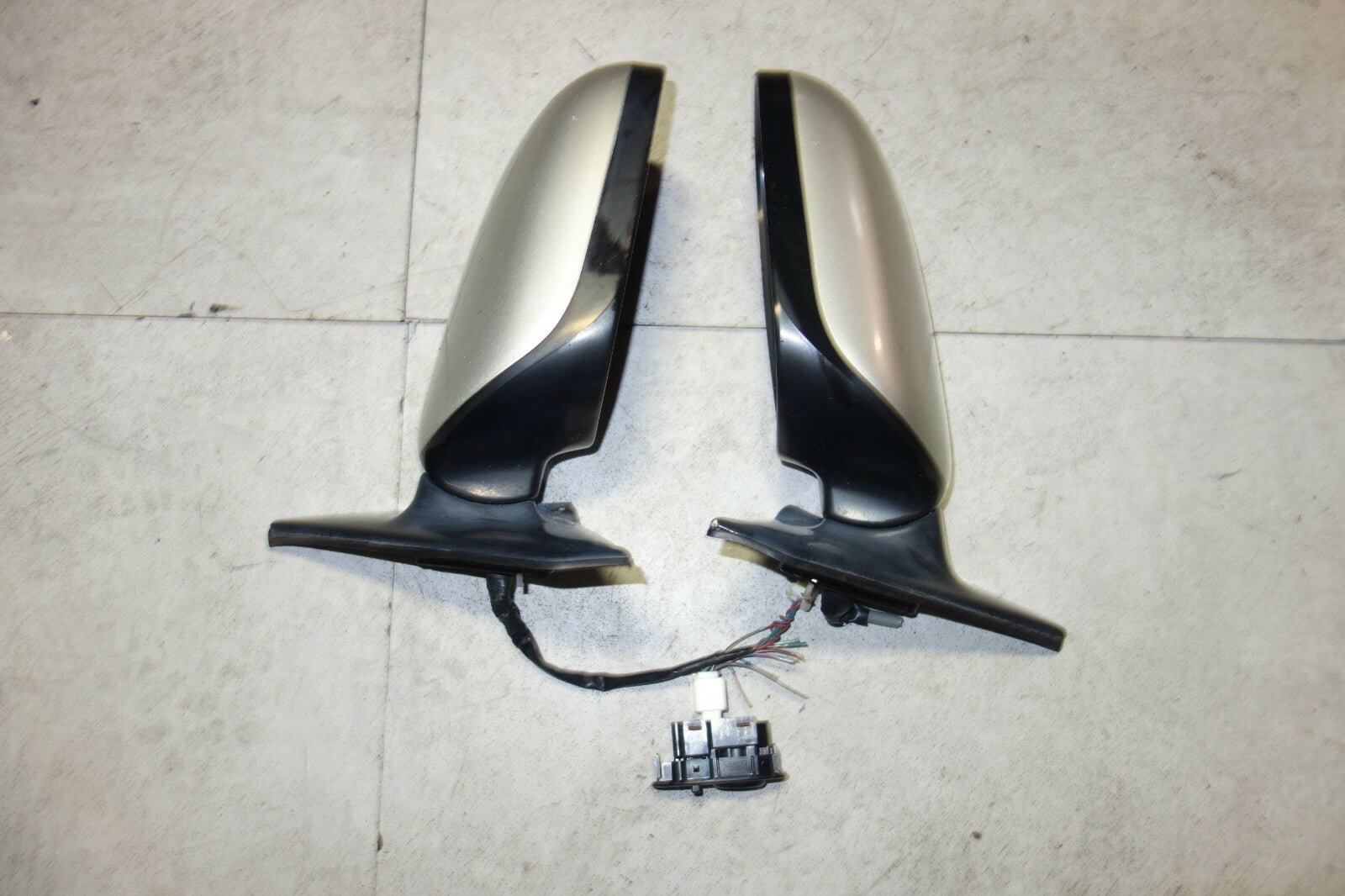 JDM Lexus IS300 Power Folding Door Mirrors SXE10 Altezza & Switch 2001-2005