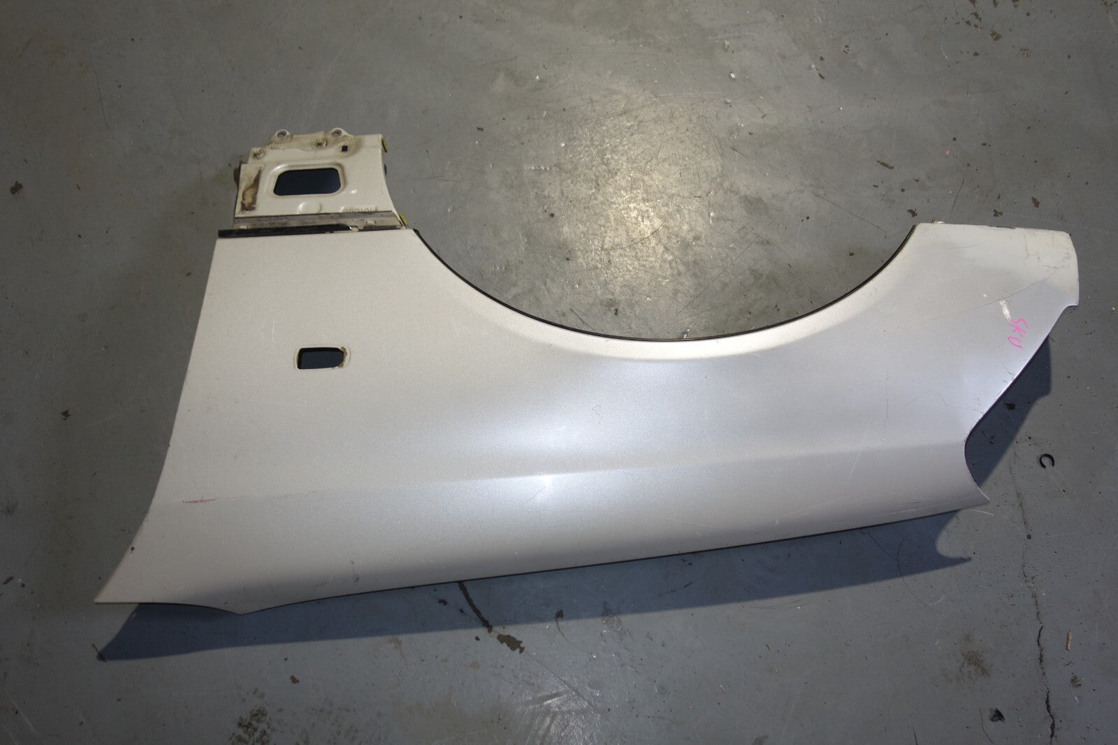 JDM Lexus LS430 Left Side Fender In White OEM 2001 2002 2003