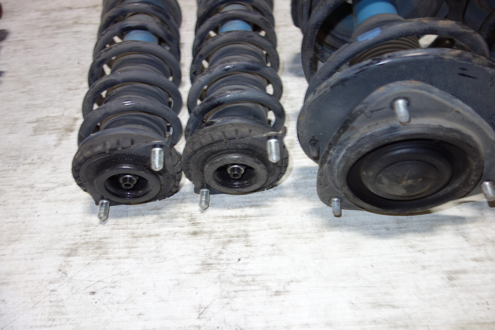 JDM Subaru Legacy KYB NEW SR SPECIAL Shocks Struts Springs Suspension 2005-2009