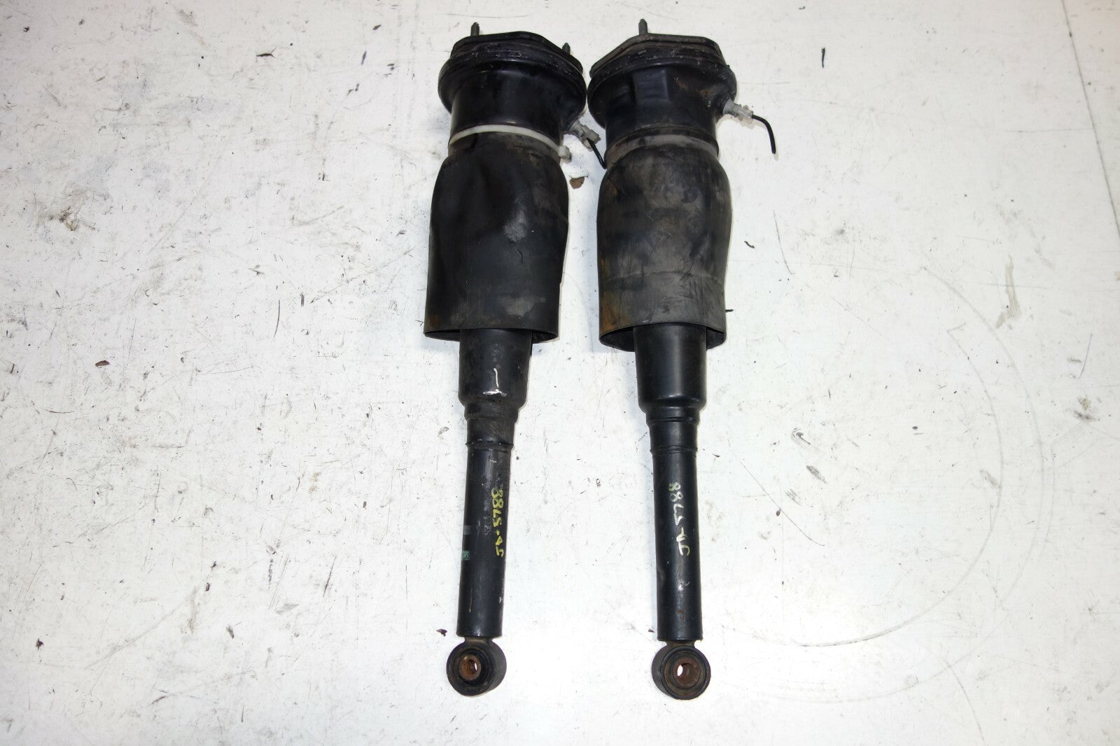 JDM Lexus LS430 Rear Right / Left Air Shocks Struts Suspension 2004-2006