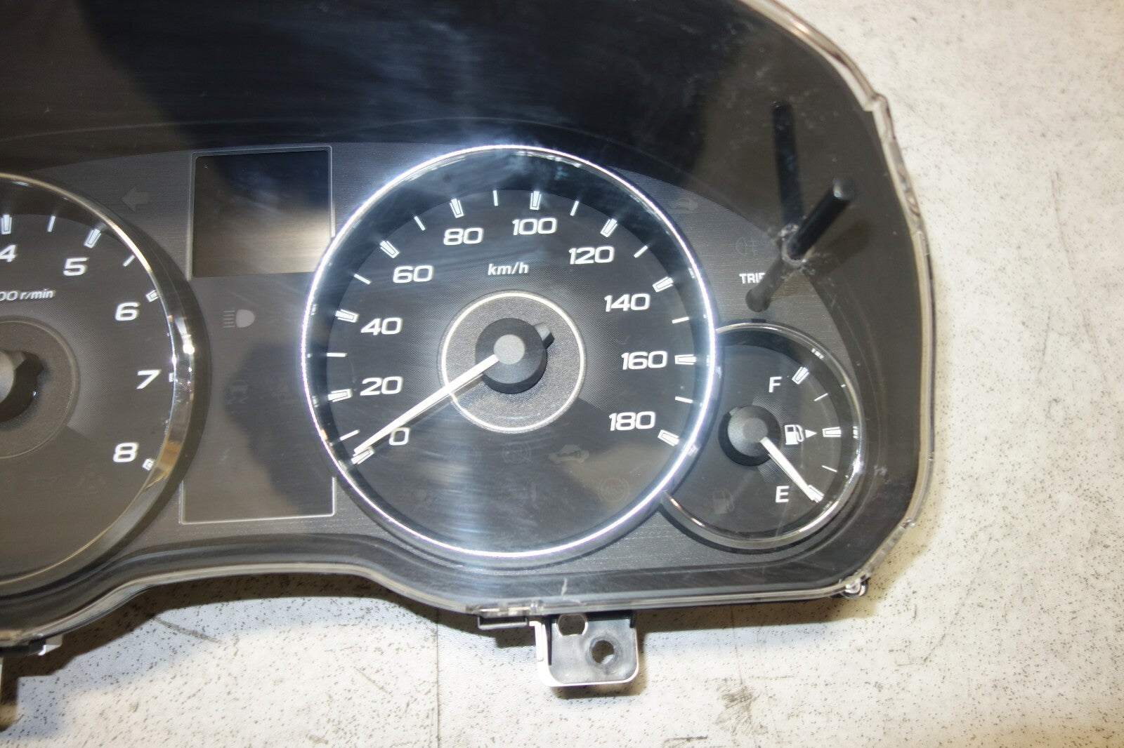 JDM Subaru Legacy BR9 6Speed Gauge Cluster Speedometer 2010 2011 2012 2013 2014