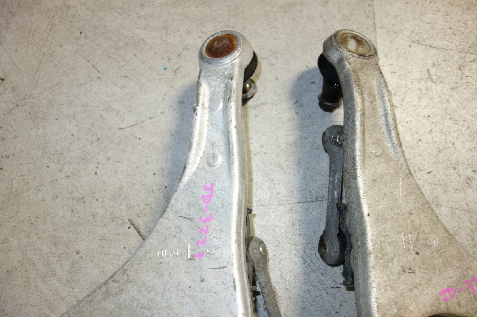 JDM Infiniti M35 M45 Rear Upper Control Arms Suspension OEM Genuine 2006-2010