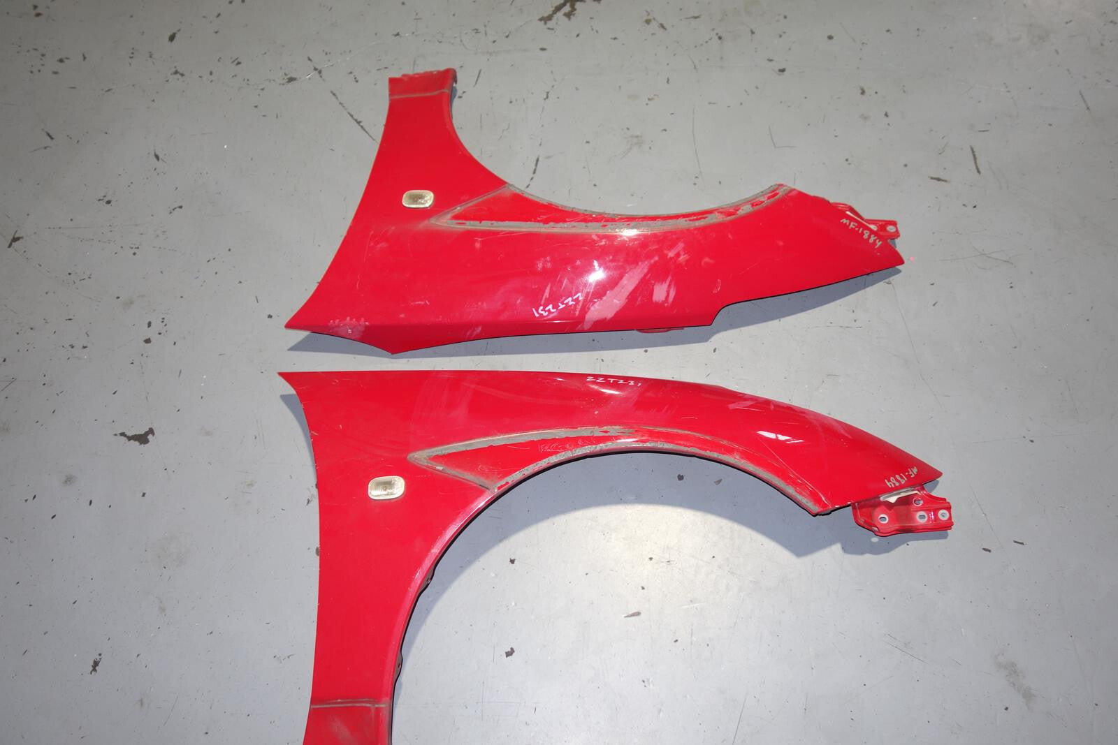 JDM Toyota Celica GT GT-S Fenders 2000-2005 OEM ZZT231 ZZT230