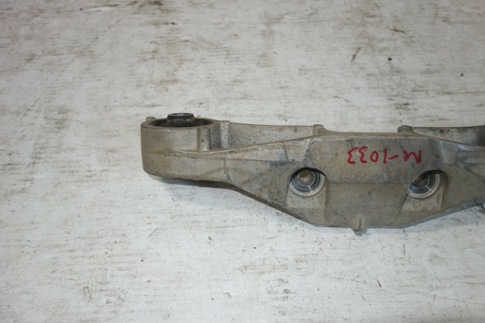 JDM 2005-2009 SUBARU LEGACY OUTBACK SPEC-B REAR ALUMINUM DIFFERENTIAL MOUNT