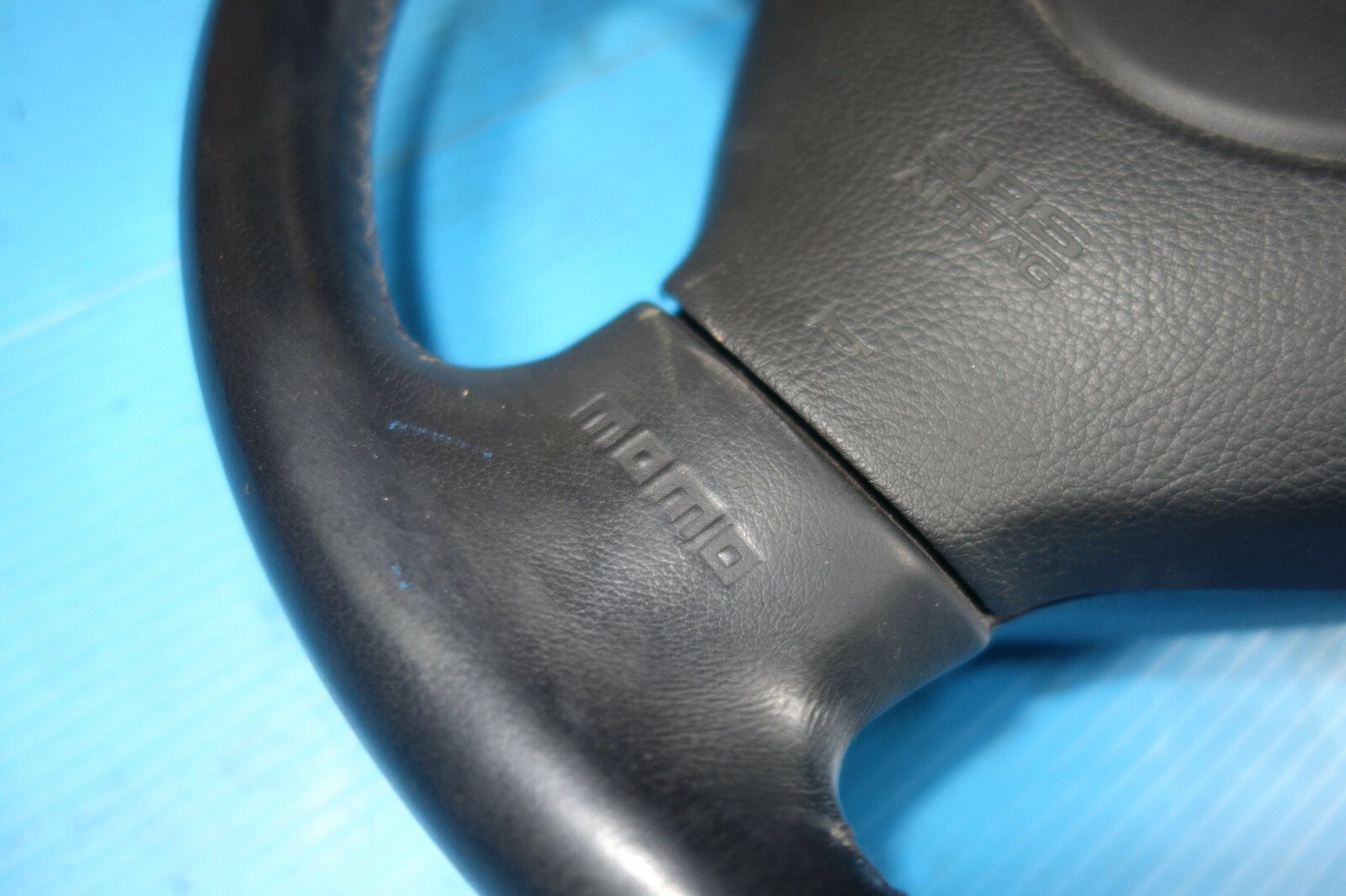 JDM Subaru Legacy & Outback OEM Momo Steering Wheel & Hub BP5 2005-2009 #5778
