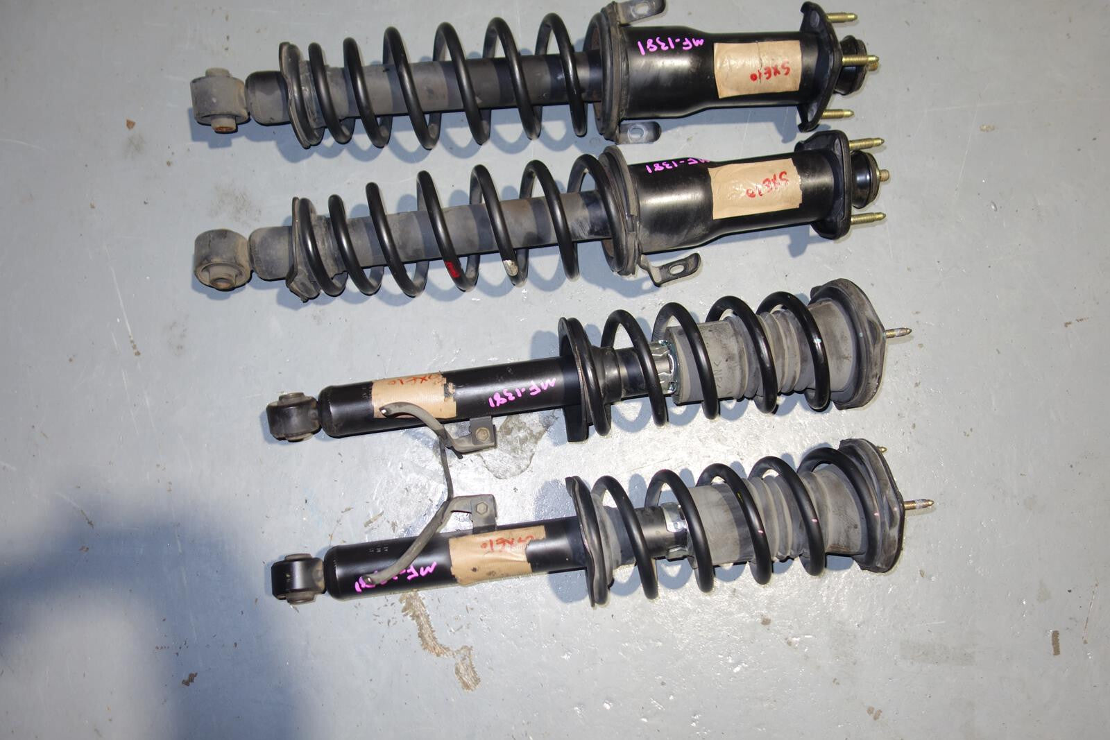 JDM Lexus IS300 Altezza SXE10 OEM Shocks Struts Springs Suspension 2001-2005