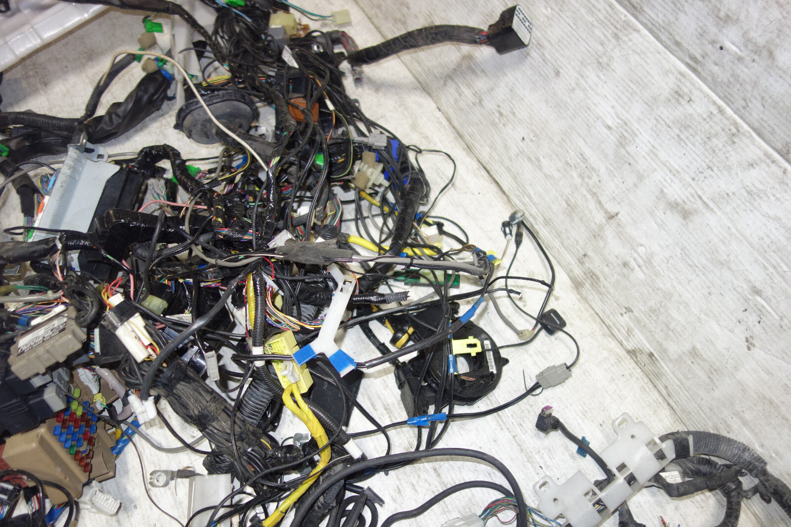 JDM Subaru Legacy EJ20 Turbo 6speed Computer Wire Harness Loom Wiring 22611AN150