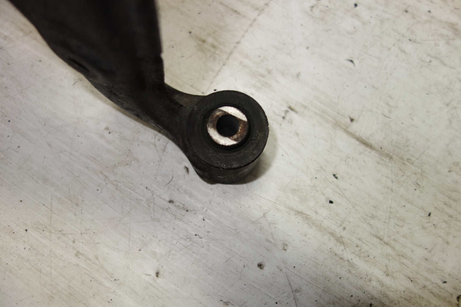 JDM 1993-1997 MAZDA MIATA  OEM FRONT LOWER CONTROL ARM PASSENGER RIGHT SIDE