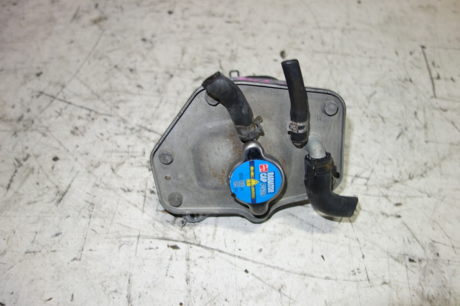JDM Subaru Forester SF5 EJ205 Coolant Overflow Reservoir Tank 1998-2002