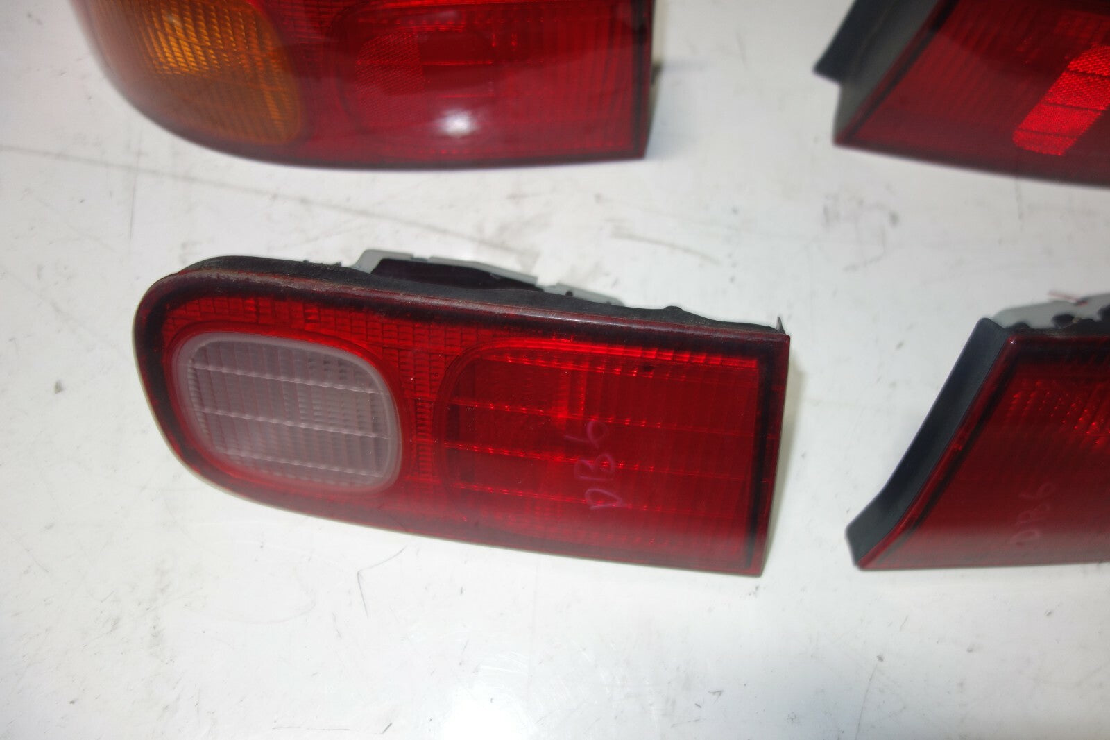 JDM Honda Acura Integra DB8 Rear Tail Lights Lamps OEM 4-door 1994-2001