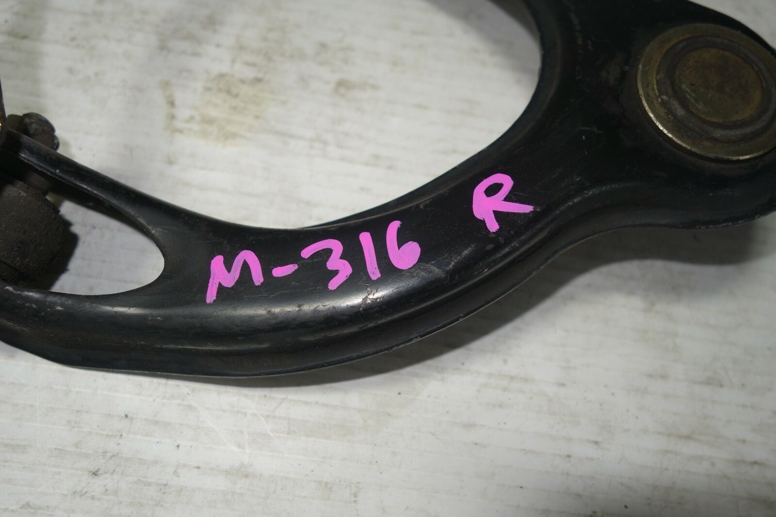 JDM 1994-2001 ACURA INTEGRA TYPE R DC2 OEM USED FRONT RIGHT UPPER CONTROL ARM