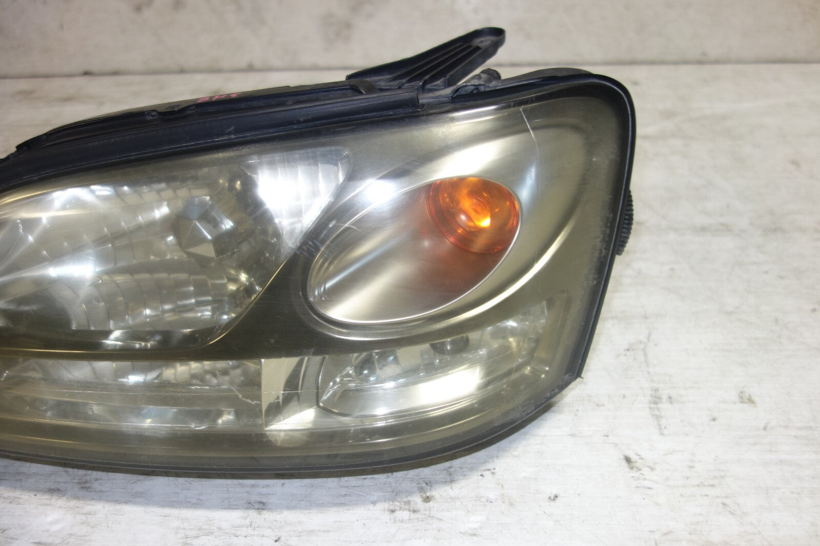 JDM Subaru Legacy Headlights BH5/BE5 HID Left & Right 2000-2004