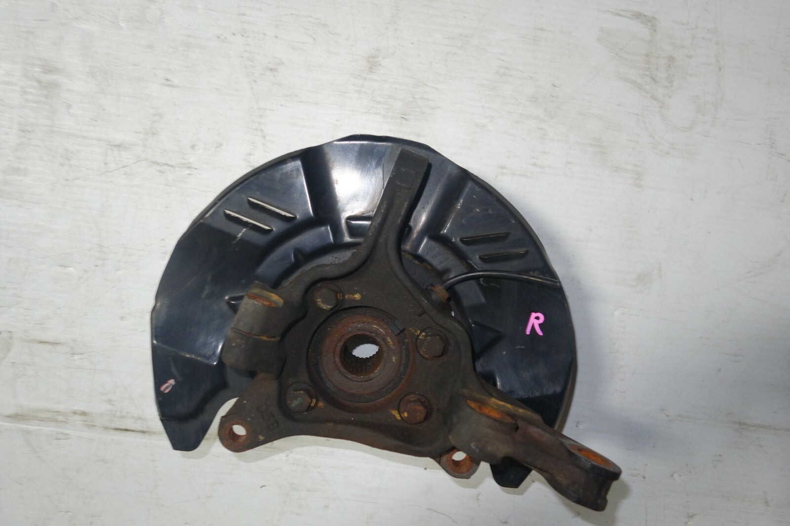 JDM 2005-2014 SUBARU OUTBACK OEM FRONT RIGHT SPINDLE HUB KNUCKLE BEARING 5X100