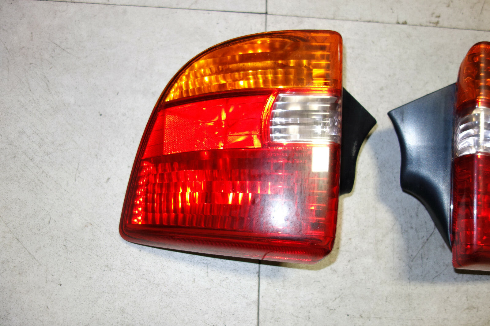 JDM Toyota Celica GT GT-S OEM Tail Lights Lamps 2001-2003 Spec ZZT231 ZZT230