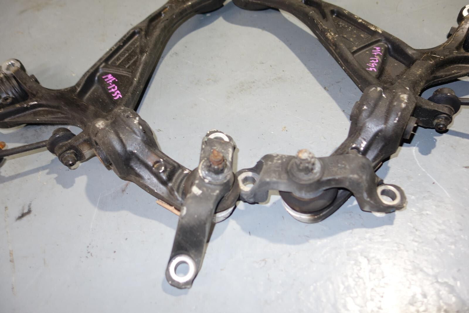 JDM 2005-2008 ACURA RL OEM KB1 GENUINE FRONT ALUMINUM LOWER CONTROL ARM