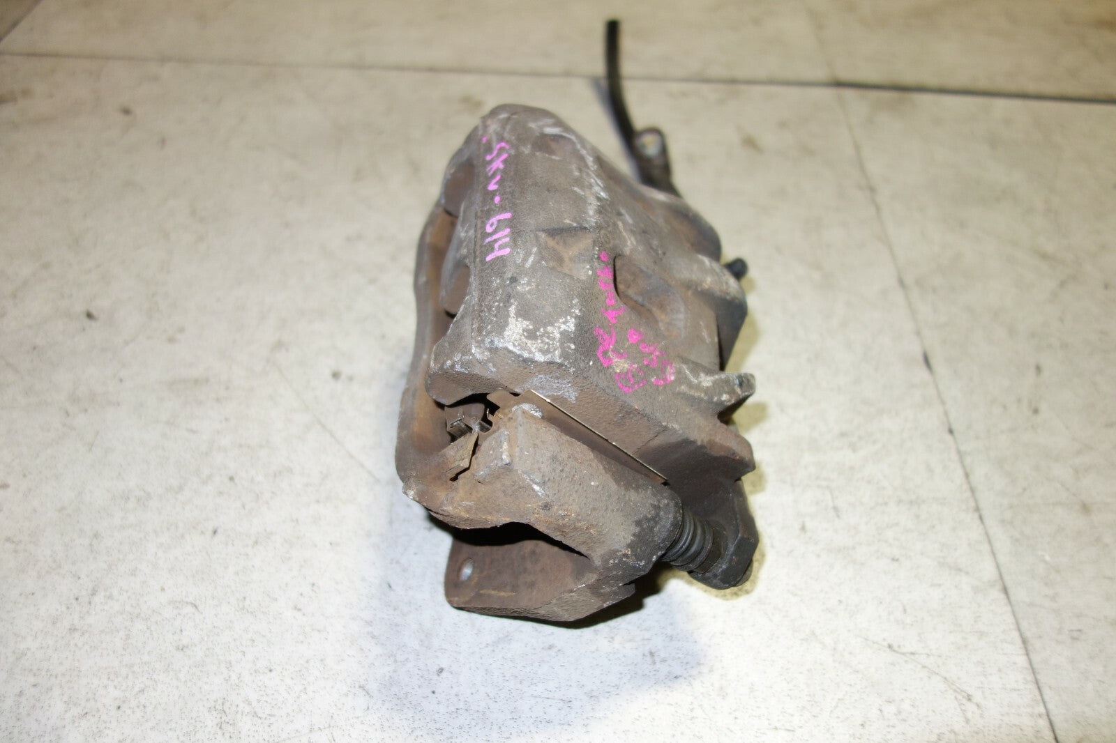 2005-2009 Subaru Legacy Spec-B Front Left Brake Caliper 6-speed Turbo JDM #2