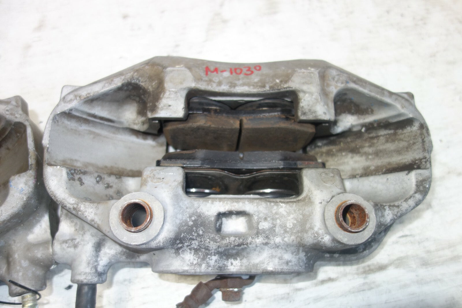 JDM 2001-2006  LEXUS LS430 OEM FRONT 4 PISTON BRAKE CALIPERS LEFT & RIGHT UCF31